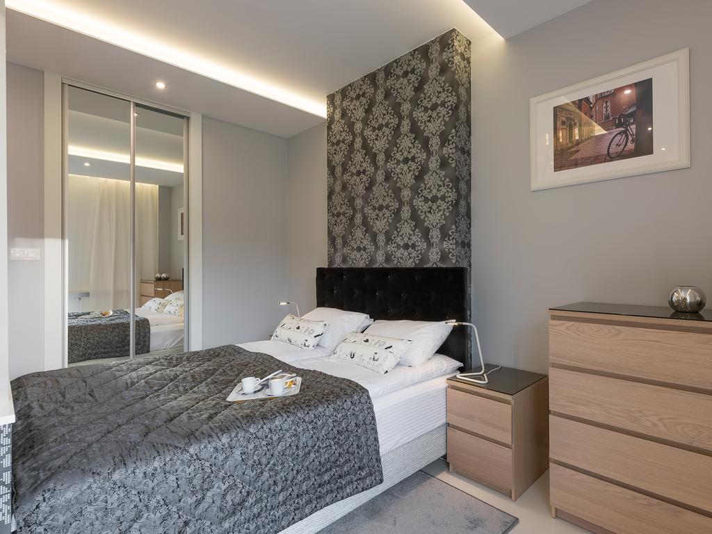 Athome Apartment Krasków Cameră foto
